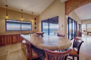 Casa Vista Hermosa Kitchen
