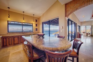 Casa Vista Hermosa Kitchen
