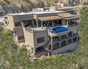 Casa Vista Hermosa Back of Villa